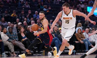 2-1，打爆日本张本智和，状态低迷连续丢分，邱党给对手上课